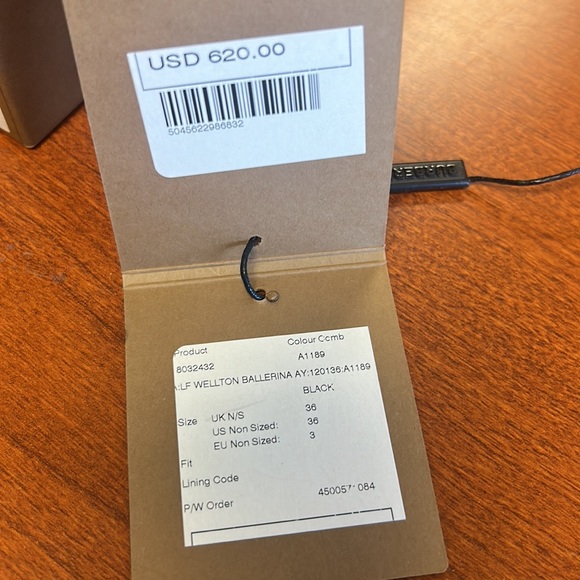 Never worn, brand new Burberry black size36. US size:5.5 still in box. - Picture 9 of 9